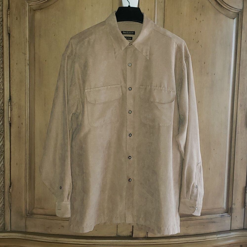 Van Heusen Mens Casual Soft Suede Shirt Sz M15-15.1/2  Button Up Long Sleeve Tan
